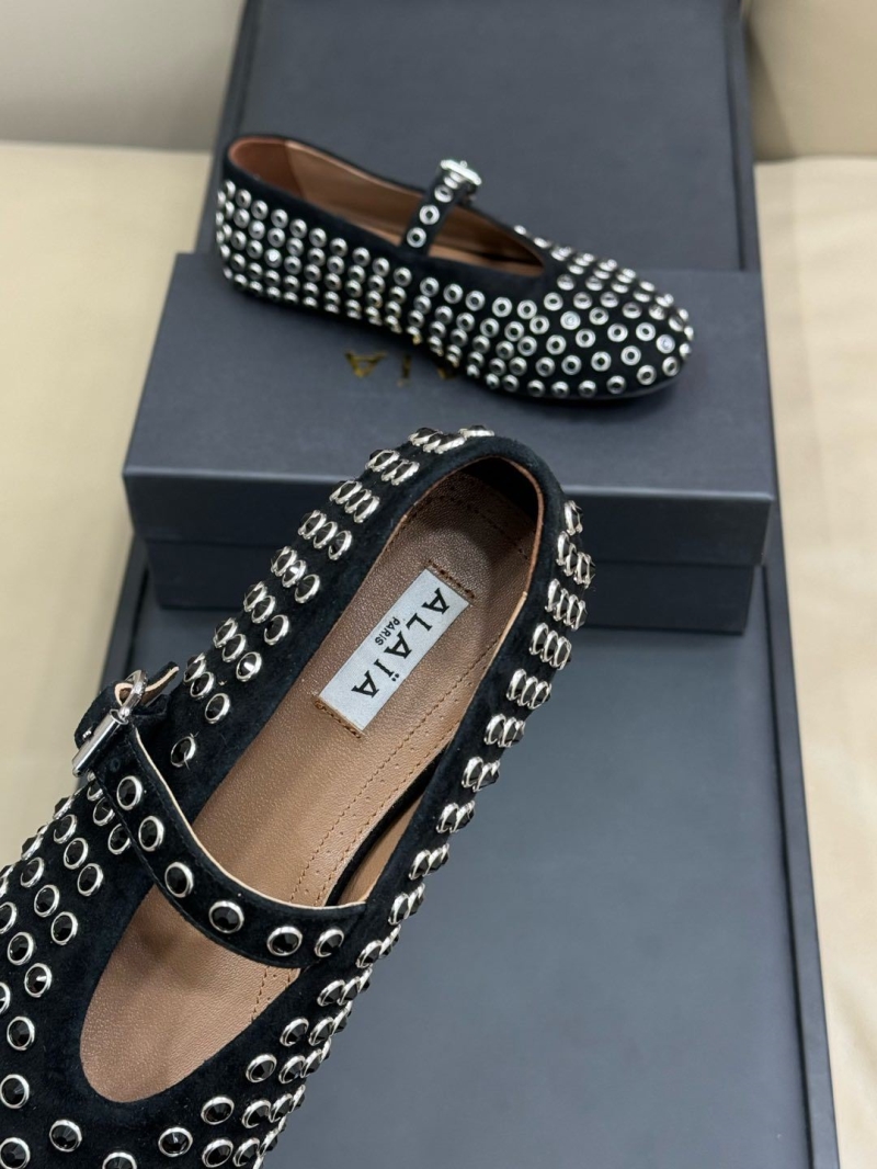 Alaia Flat Shoes